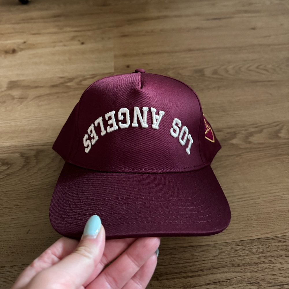 Never worn LA hat